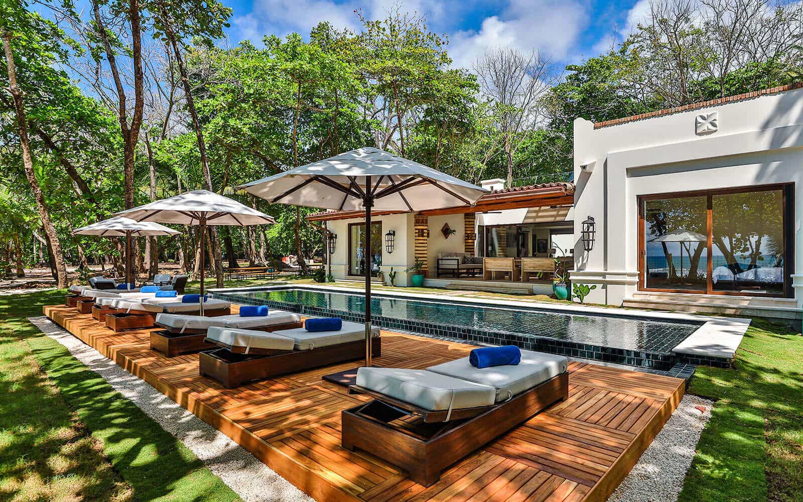 casa-teresa-luxury-villa-pool