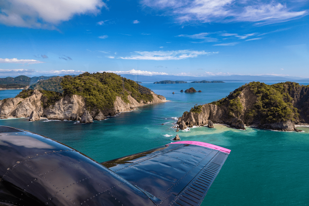 Private plane charter tour along the Nicoya Peninsula in Costa Rica organized by Casa Teresa’s concierge
