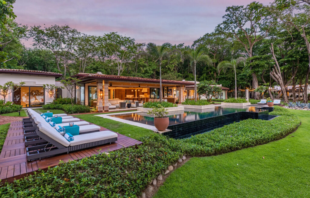 exterior of Casa Teresa Grande Villa